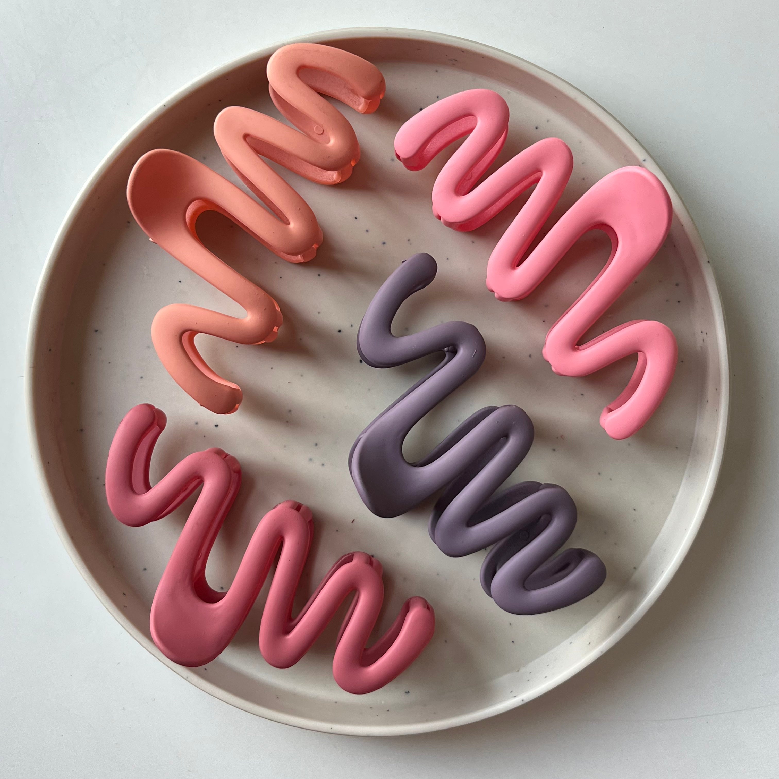 Serpentina – Large Matte Wave Clip (Vault Set of 12)